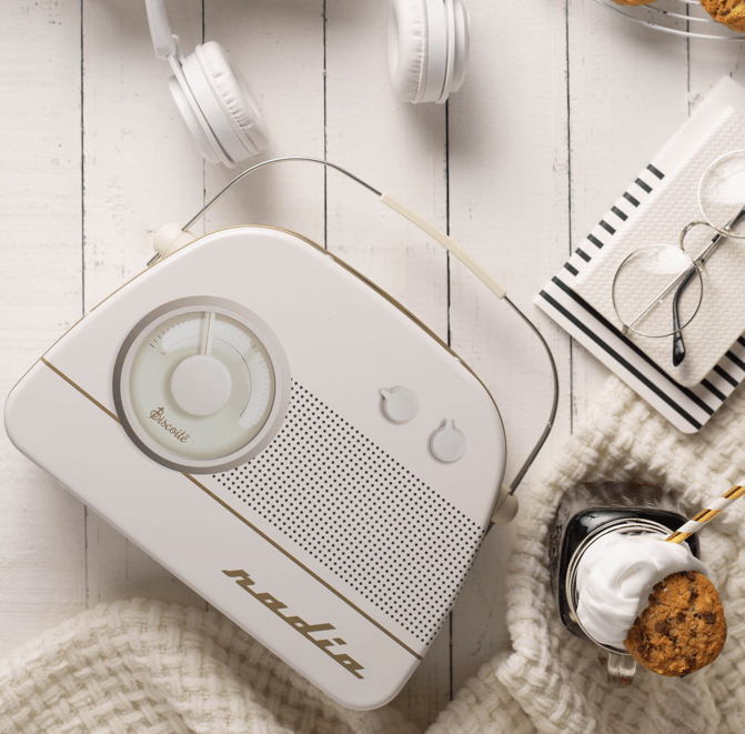 RadioBiscoiteBranco