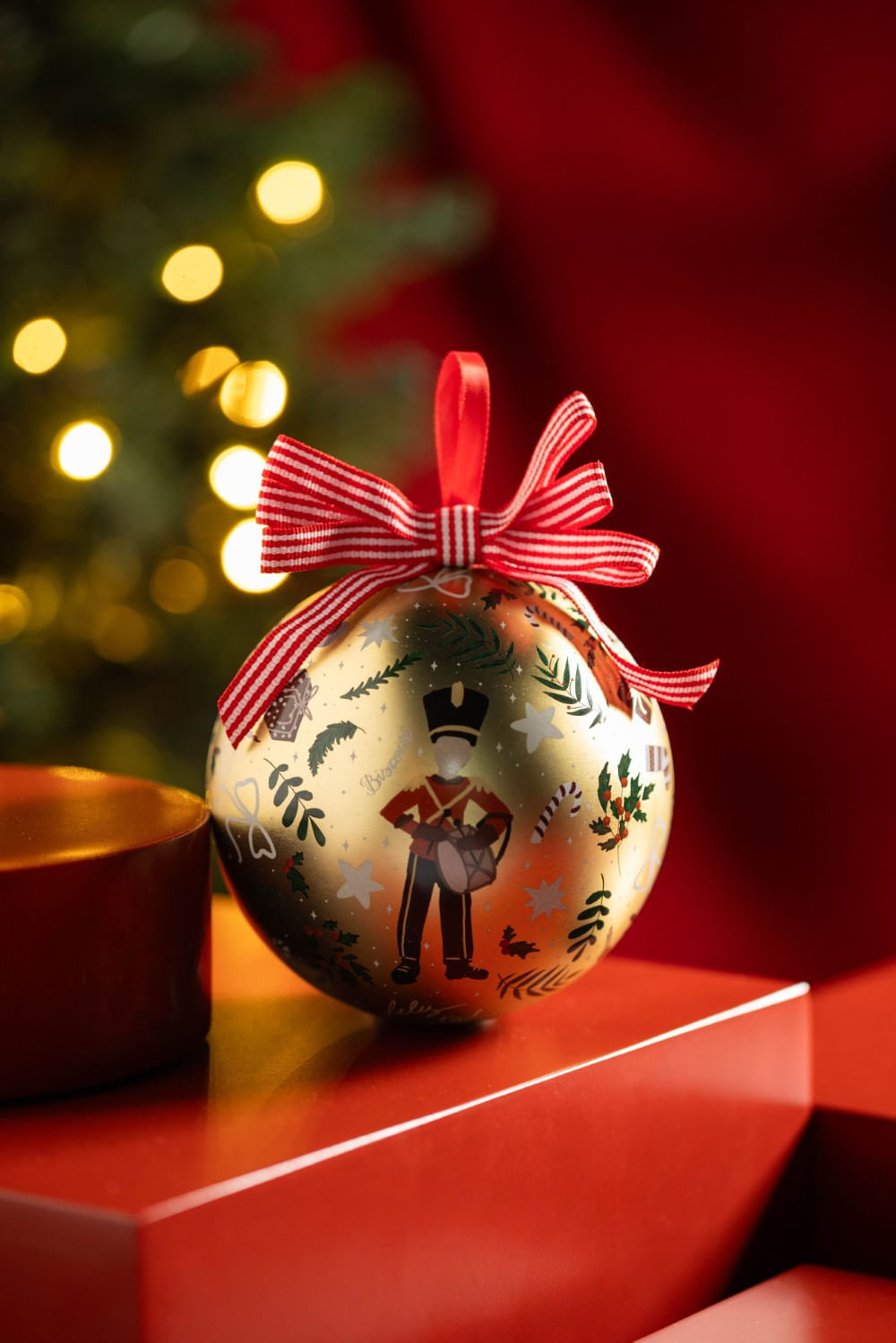 Bola De Natal Dourada - 100g