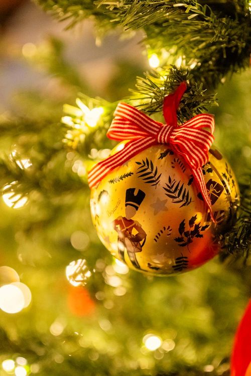 Bola de Natal Dourada - 100g