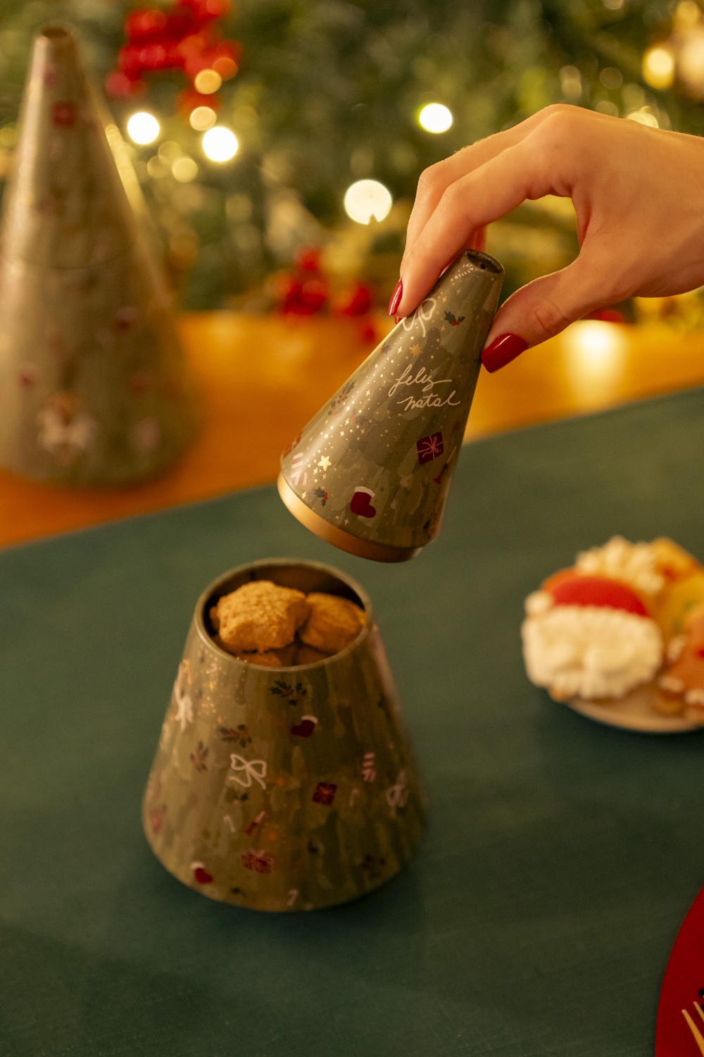 Lata Árvore de Natal - 100g 4